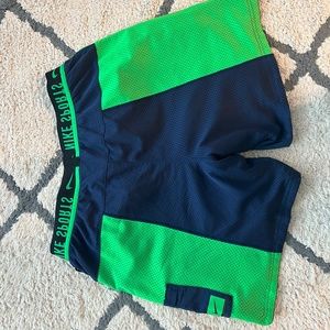 Nike Reverse Short
